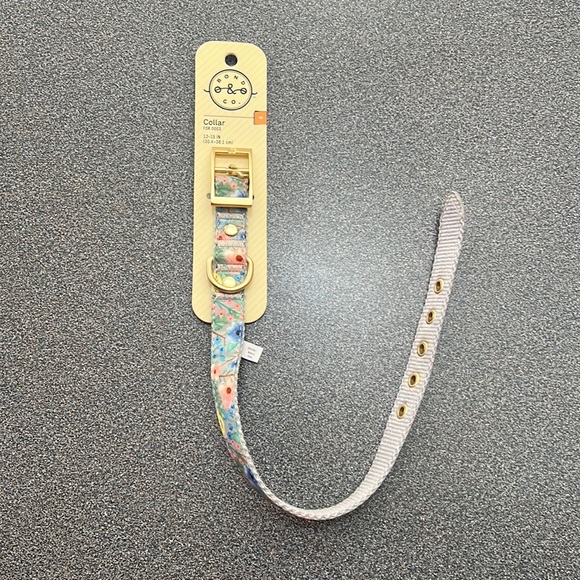 👑 Bond & Co Flower Collar NWT Small